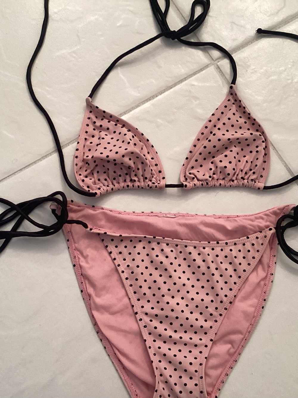 Women’s pink polkadot bikini size large